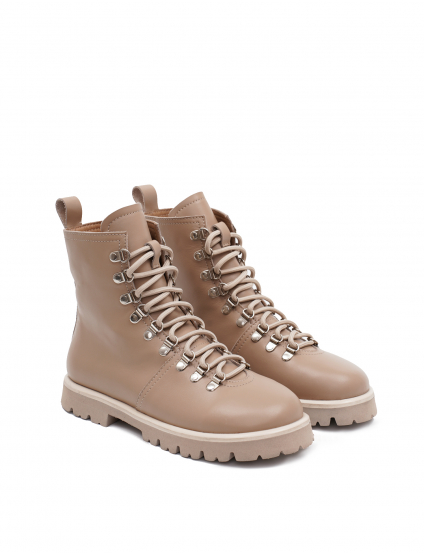 Картинка Чоботи бежеві